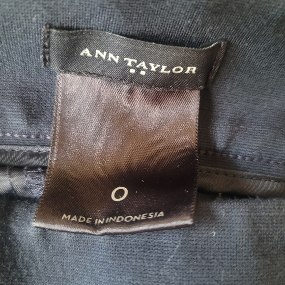 Ann Taylor pants sz 0 - Picture 3 of 3